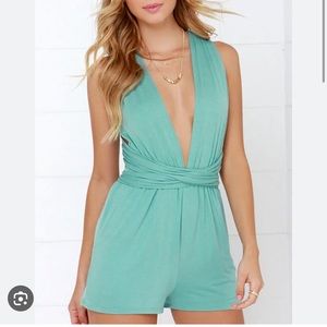 Lulu’s Mauve Tie Romper